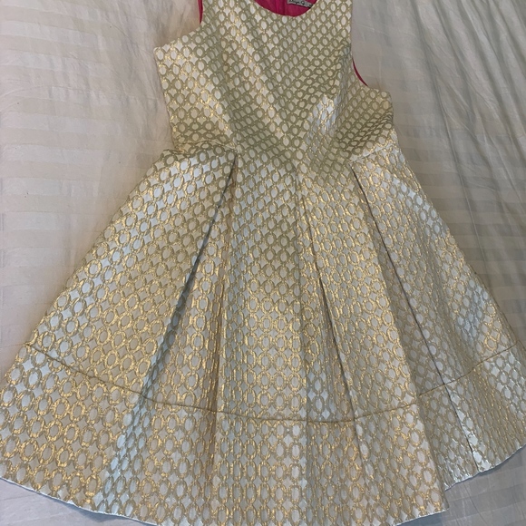 Eliza J Sleeveless Dress - Picture 5 of 5